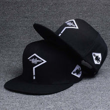 Load image into Gallery viewer, black cap